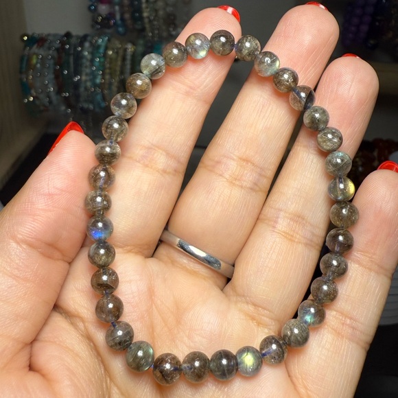 Jewelry - 🌌 Flashy Labradorite Bracelet (6mm) 🌌